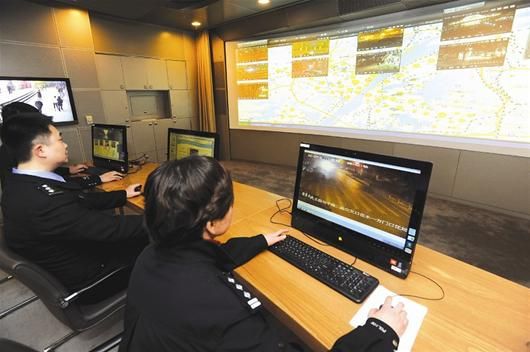 城市視頻監控系統實現武漢三鎮全監控 （記者鄒斌 攝）