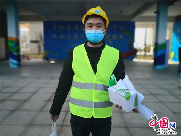 中國發(fā)布｜他們自組智能化勞務(wù)隊(duì)報(bào)名建設(shè)雷神山：想在國家需要時(shí)做點(diǎn)力所能及的事